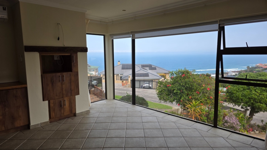 4 Bedroom Property for Sale in Dana Bay Western Cape